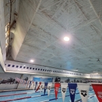 수영장 낙하물…